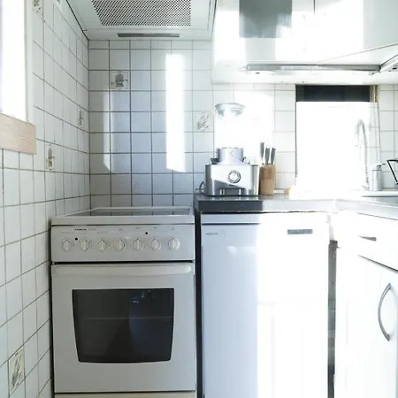 Superb Bright With Balcony Apartament