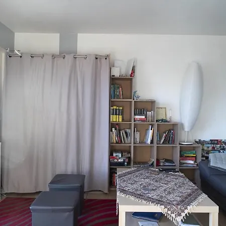 Superb Bright With Balcony Apartamento Paris